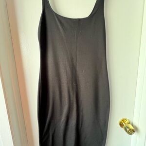 Black Sleeveless Dress